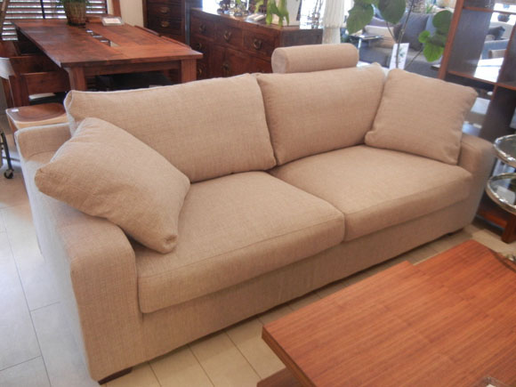 sofa01.JPG